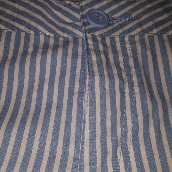 Mix & Co Pin stripe shorts - Picture 2 of 4